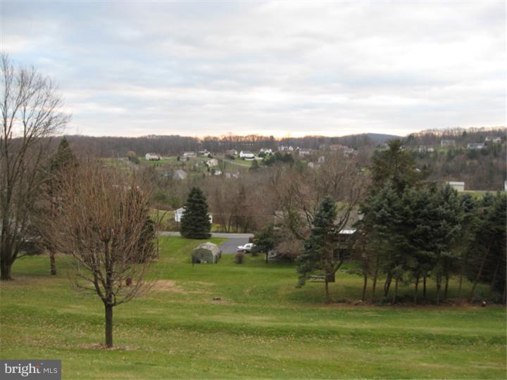 159 Fry Road Fleetwood, PA 19522 - Photo 7 of 22 Gallery Image 7