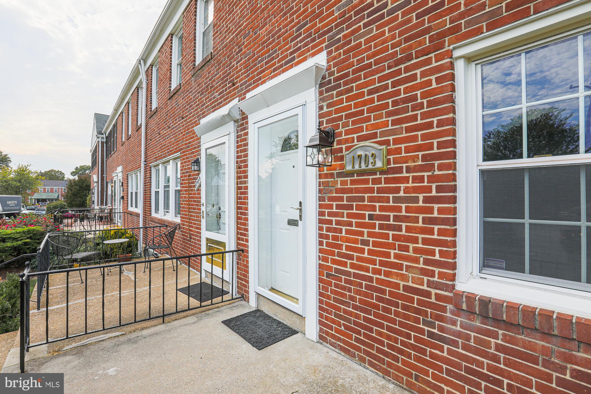 1703 Kennoway Road Towson, MD 21286 - Photo 3 of 43