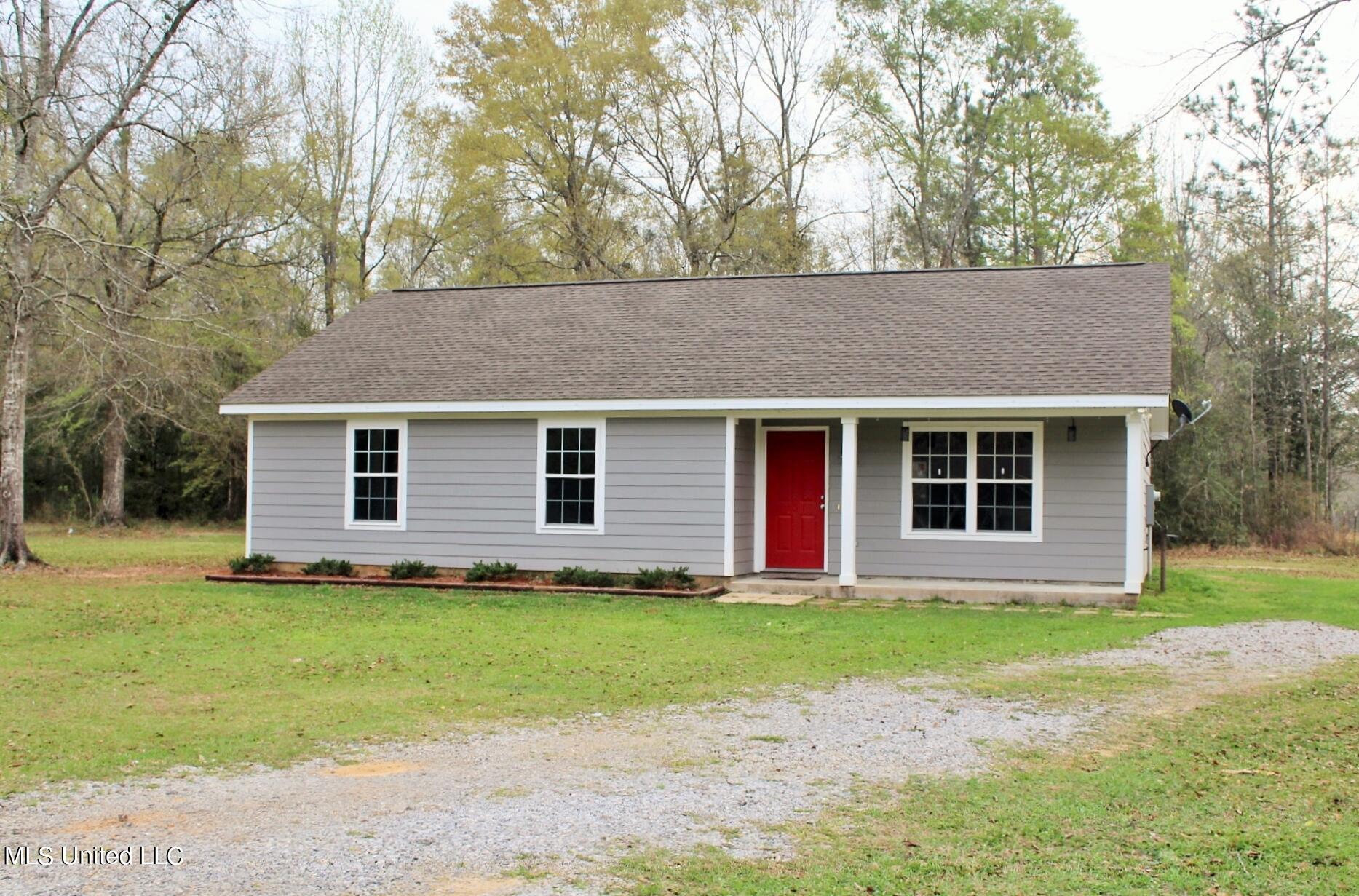 121 Joe Thomas Road Lucedale, MS 39452 - Photo 1 of 17 1-Front
