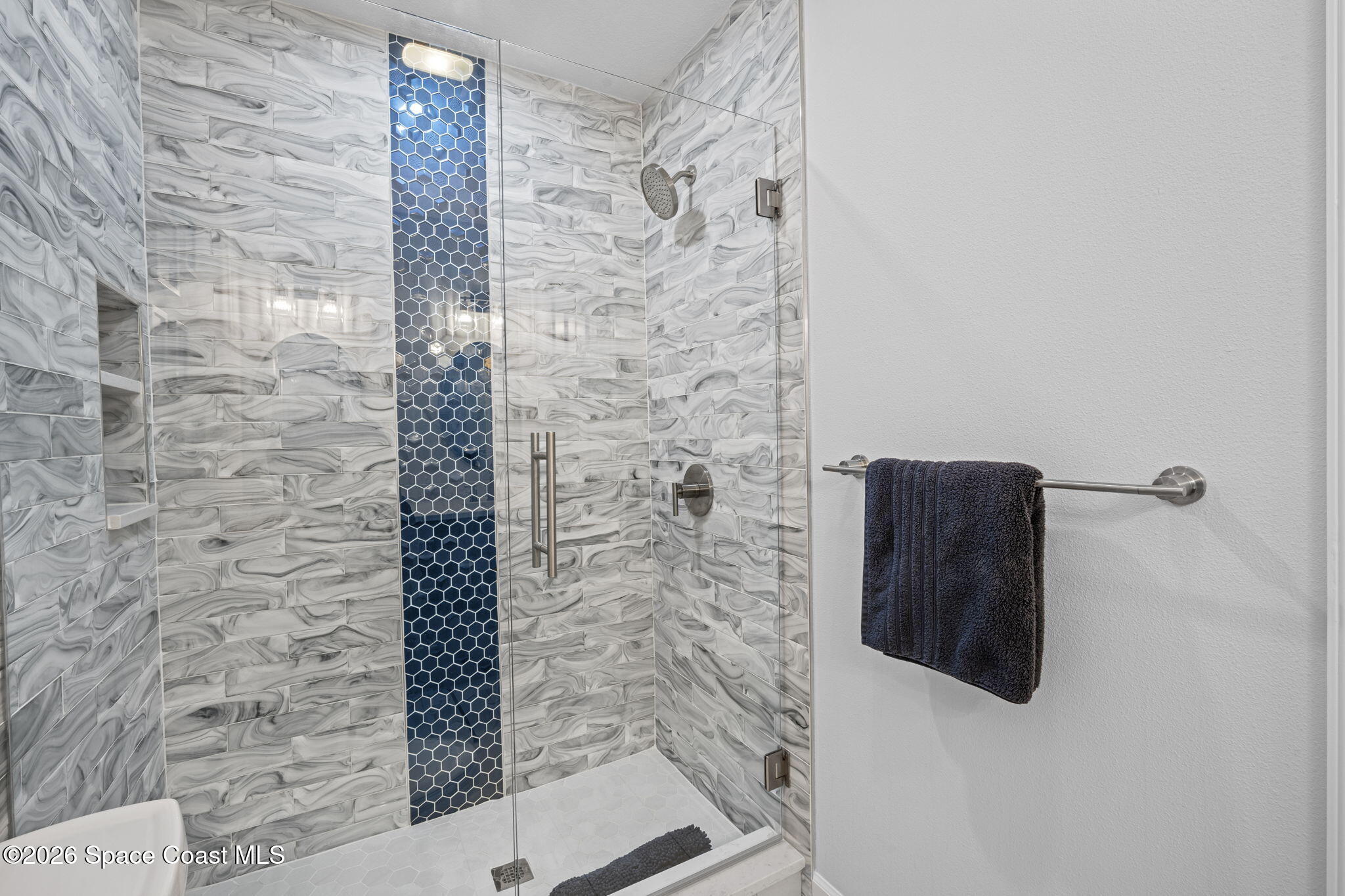 2133 Rockledge Drive Rockledge, FL 32955 - Photo 25 of 53 51-web-or-mls-ROCKLEDGE. ROOM 2. 19