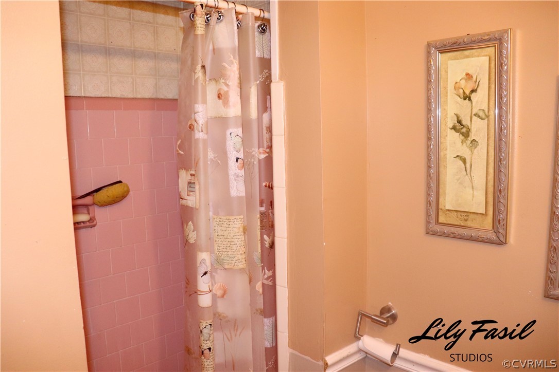 40 Reykin Drive Chesterfield, VA 23236 - Photo 7 of 16 Gallery Image 7