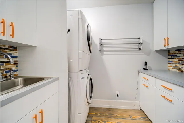 $1,229,000 | 4 Ayr Court, Airmont, NY 10901