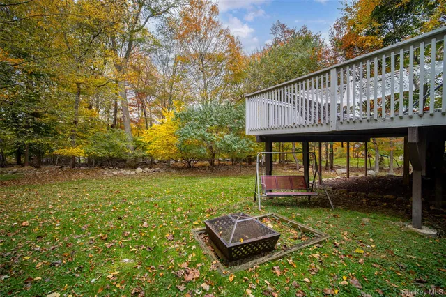 $1,229,000 | 4 Ayr Court, Airmont, NY 10901