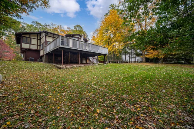 $1,229,000 | 4 Ayr Court, Airmont, NY 10901