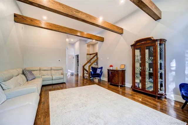 $1,229,000 | 4 Ayr Court, Airmont, NY 10901