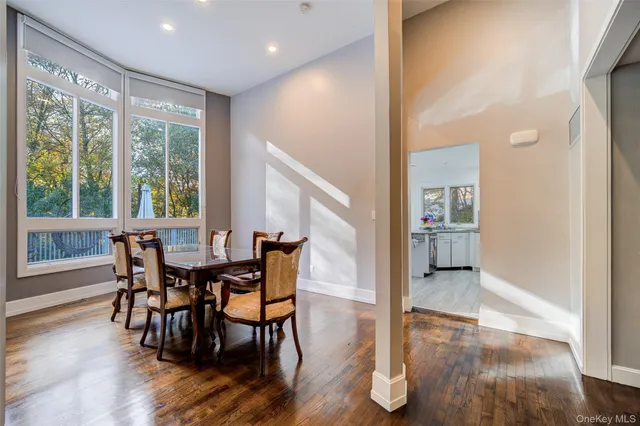 $1,229,000 | 4 Ayr Court, Airmont, NY 10901