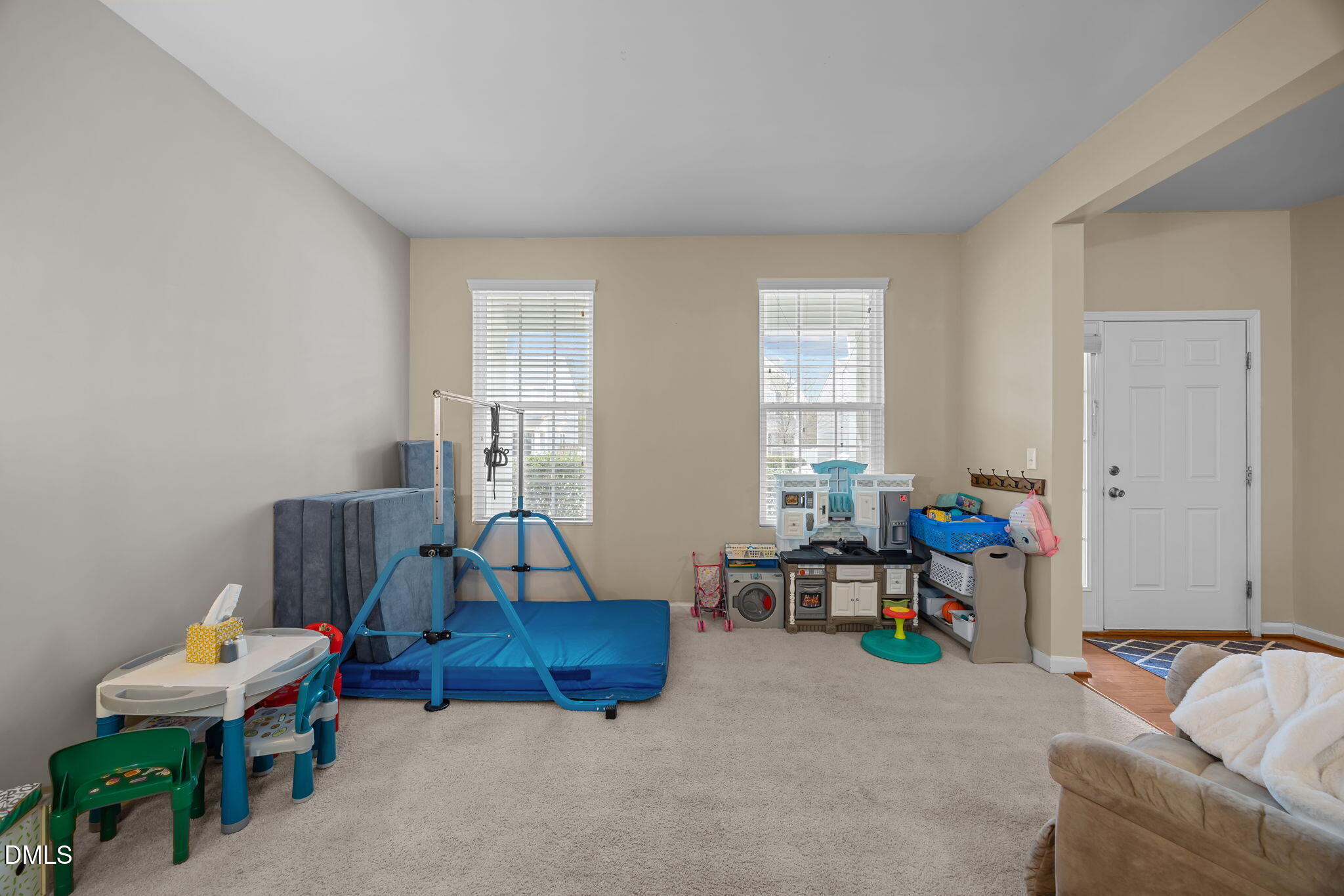 3946 Massey Run Raleigh, NC 27616 - Photo 9 of 51 8-web-or-mls-IMG_2758