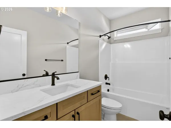 $569,900 | 2842 Northeast Justus Avenue, Unit 29, Estacada, OR 97023