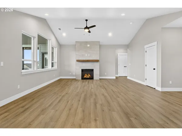 $569,900 | 2842 Northeast Justus Avenue, Unit 29, Estacada, OR 97023