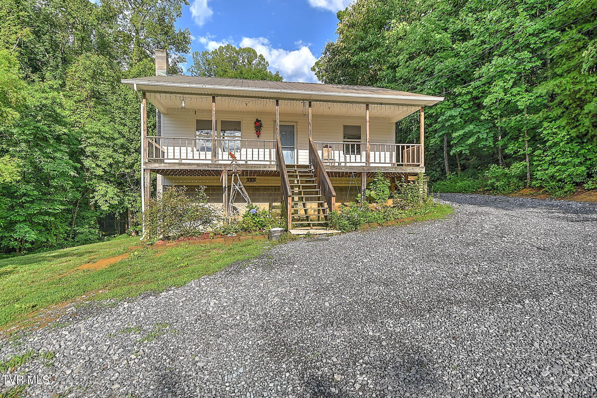655 Wadlow Gap Road Kingsport, TN 37660 - Photo 66 of 66 35-web-or-mls-649 Wadalow Gap DP