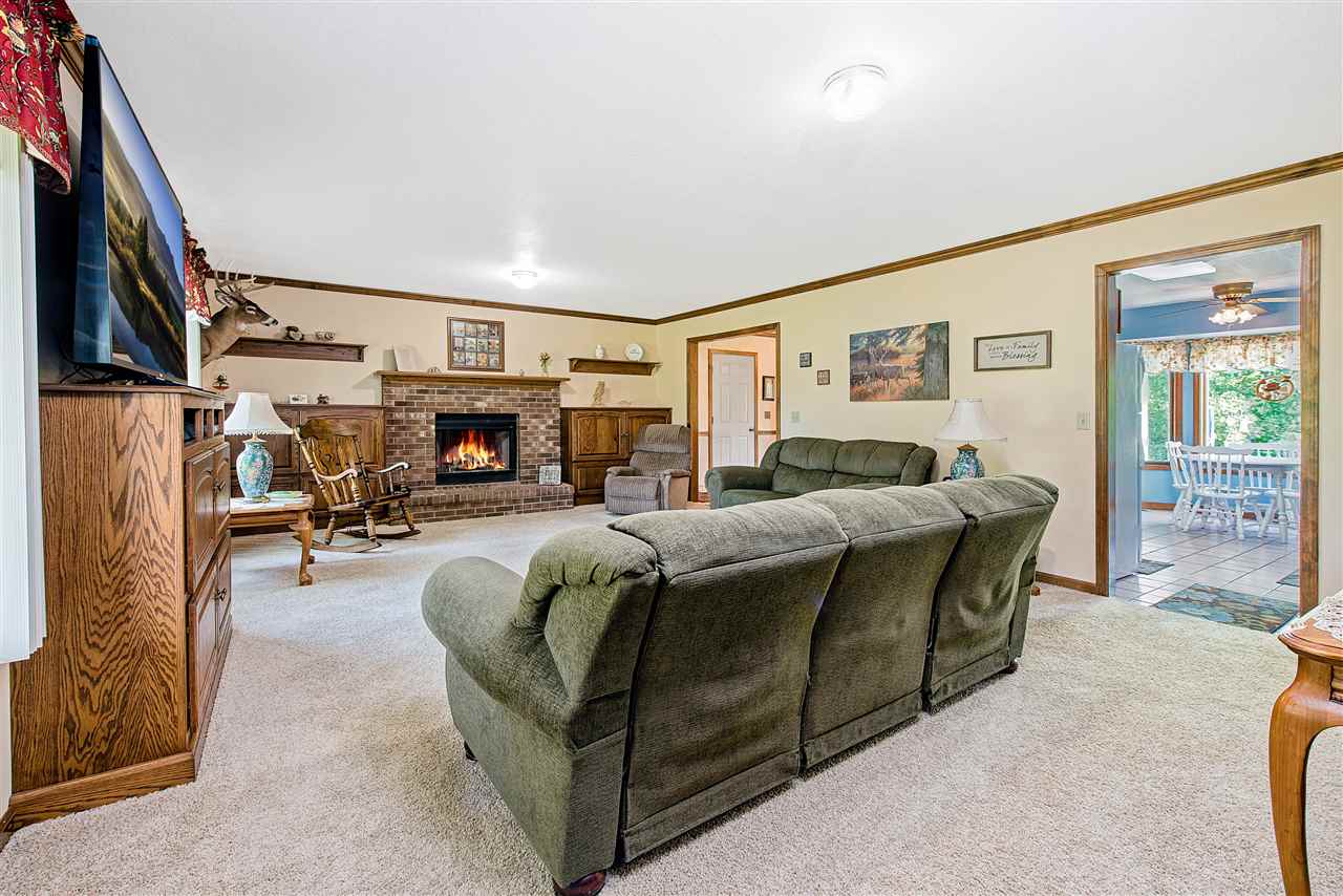 7117 Hosler Road Leo, IN 46765 - Photo 15 of 32