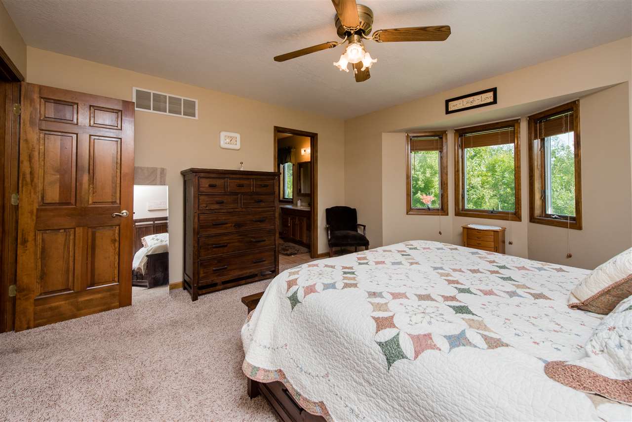 7117 Hosler Road Leo, IN 46765 - Photo 18 of 32