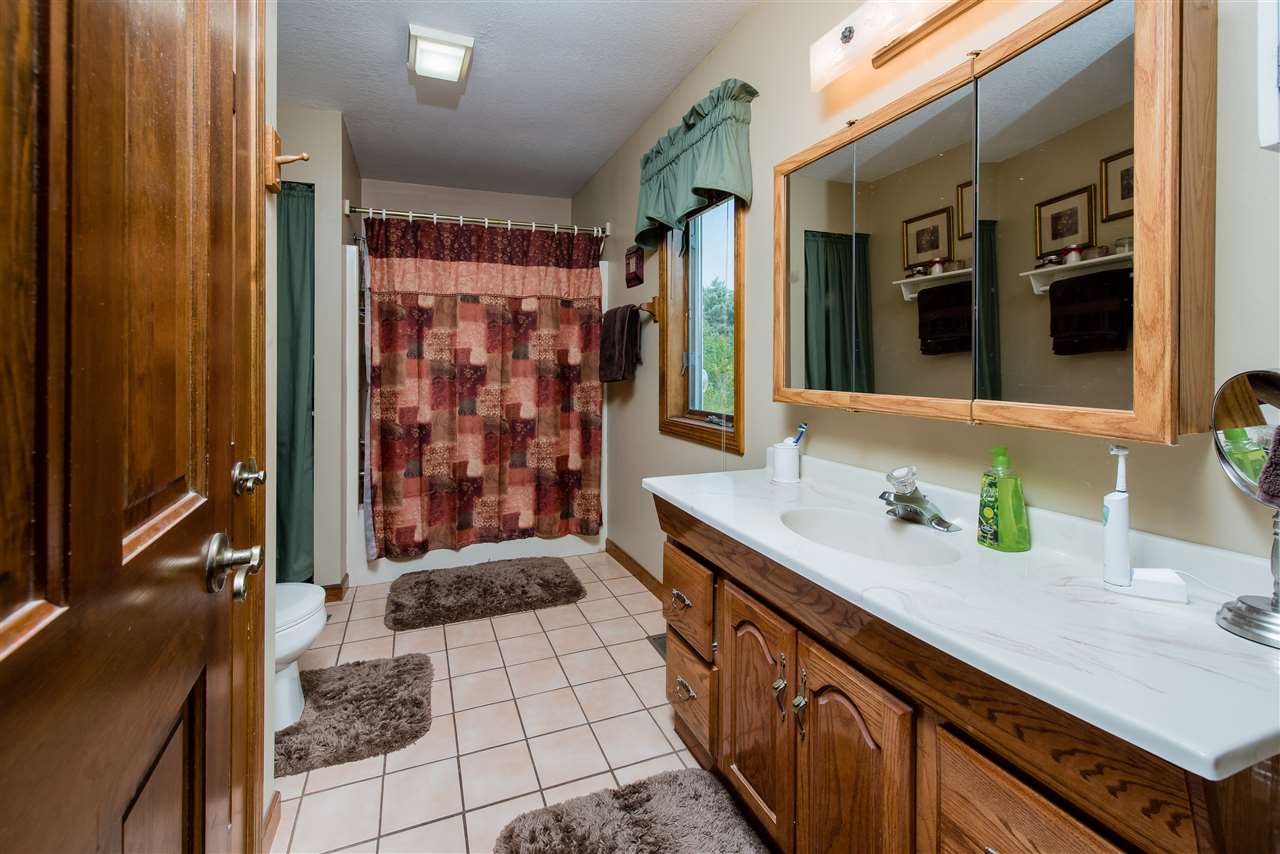 7117 Hosler Road Leo, IN 46765 - Photo 19 of 32