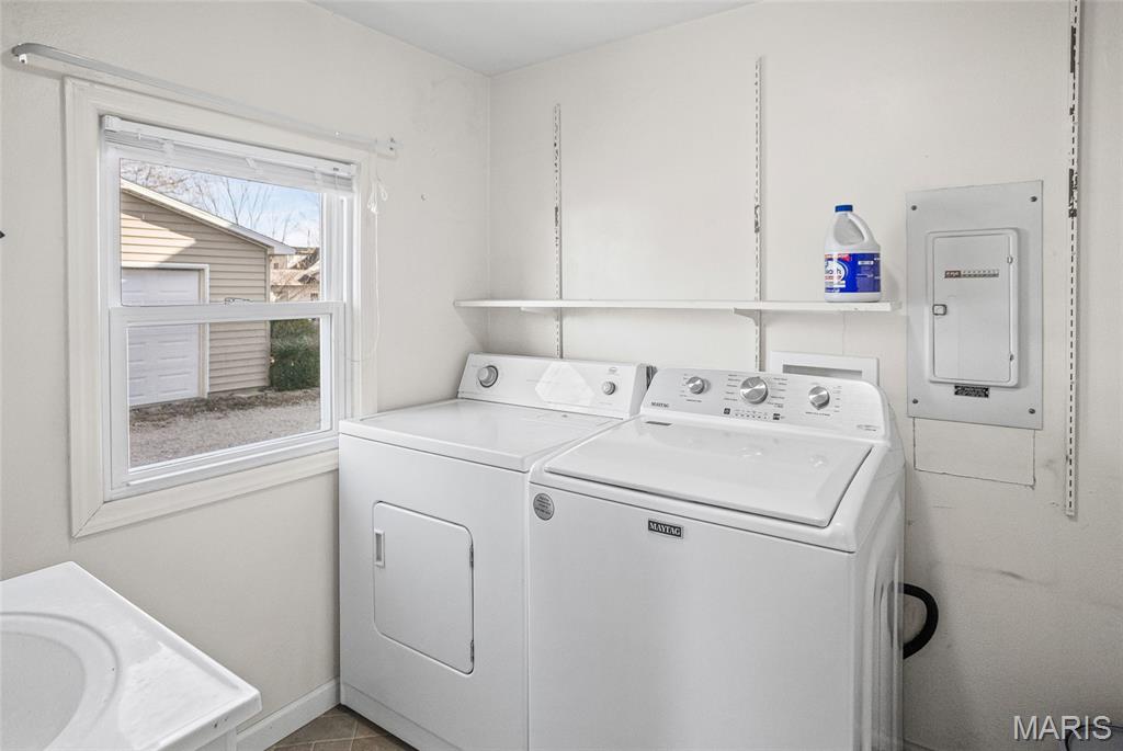 208 South Fillmore Street Edwardsville, IL 62025 - Photo 24 of 39