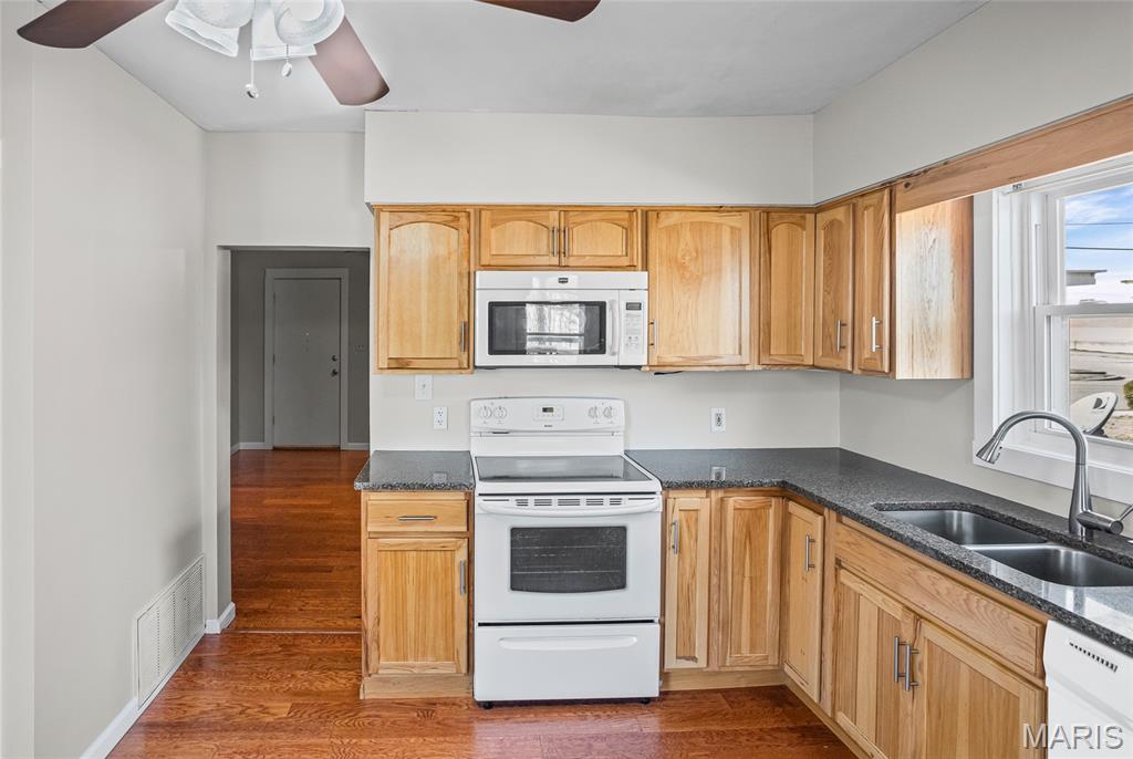 208 South Fillmore Street Edwardsville, IL 62025 - Photo 30 of 39