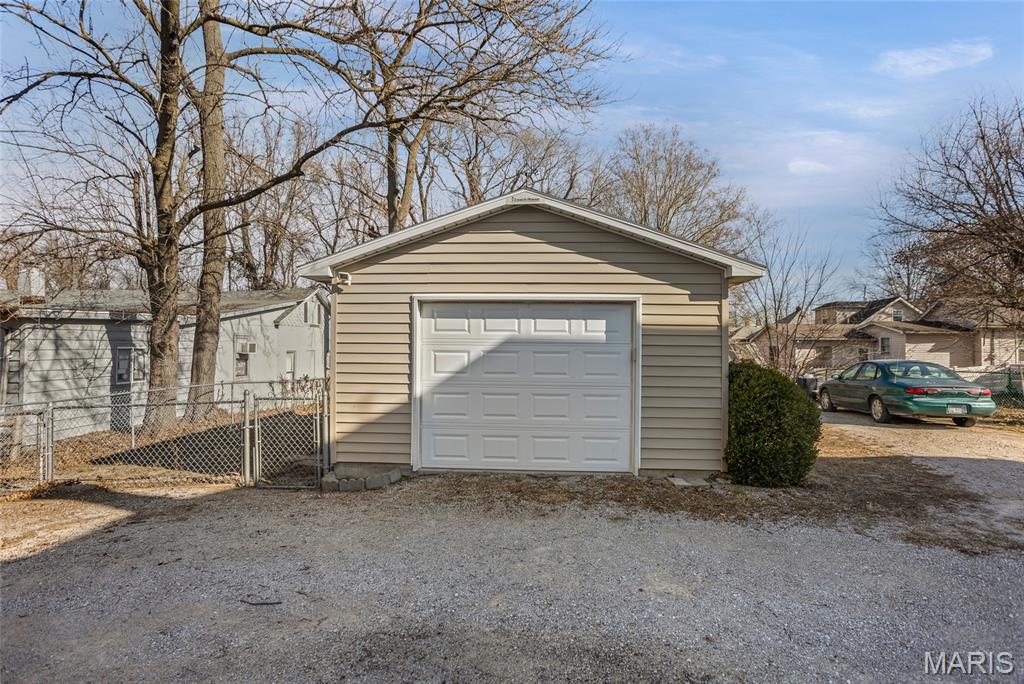 208 South Fillmore Street Edwardsville, IL 62025 - Photo 6 of 39