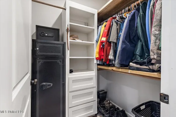 $480,000 | 128 Oak Tree Lane, Brandon, MS 39042