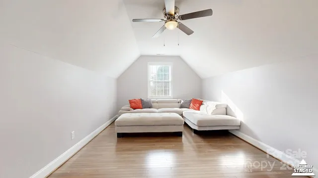 $649,000 | 3670 9th St Drive Northeast, Hickory, NC 28601