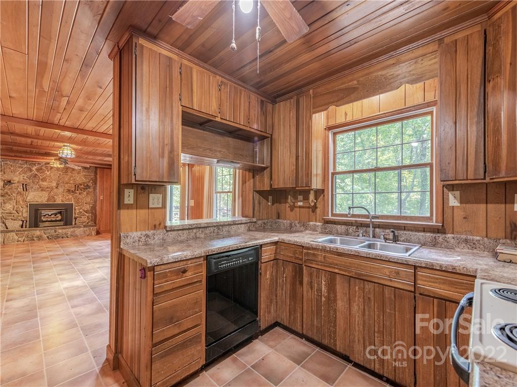 584 Wike Cemetery Road Cullowhee, NC 28723 - Photo 8 of 45 Gallery Image 8