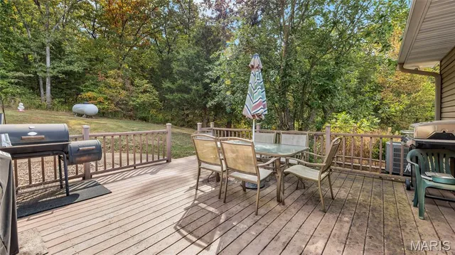 $399,999 | 20 Chad Lane, Rhineland, MO 65069