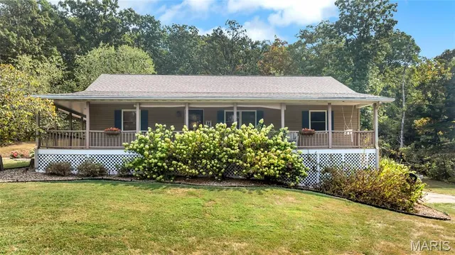 $399,999 | 20 Chad Lane, Rhineland, MO 65069