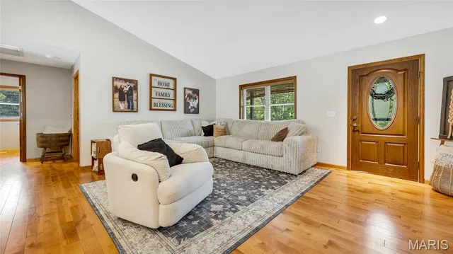 $399,999 | 20 Chad Lane, Rhineland, MO 65069