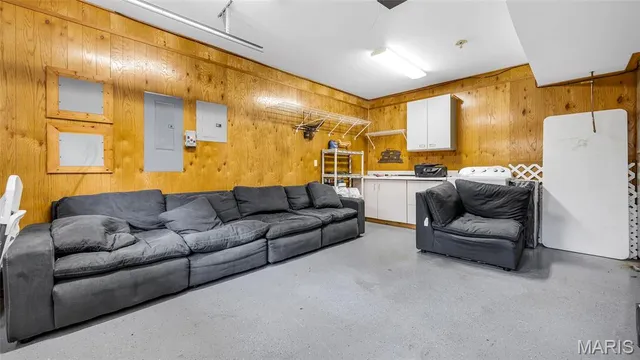 $399,999 | 20 Chad Lane, Rhineland, MO 65069