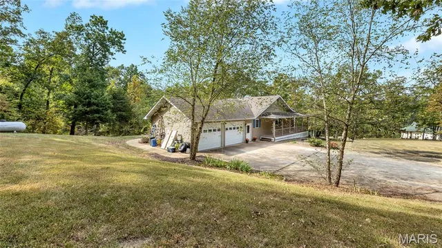 $399,999 | 20 Chad Lane, Rhineland, MO 65069