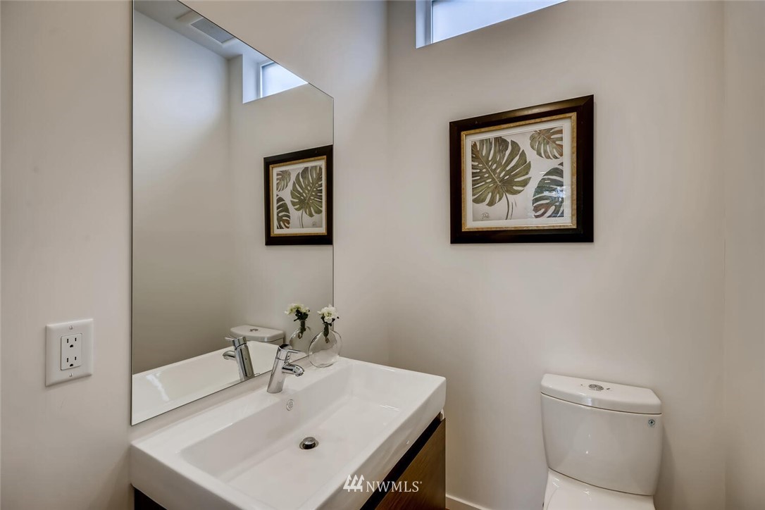 2818 Southwest Genesee Street Seattle, WA 98126 - Photo 19 of 20 Gallery Image 19