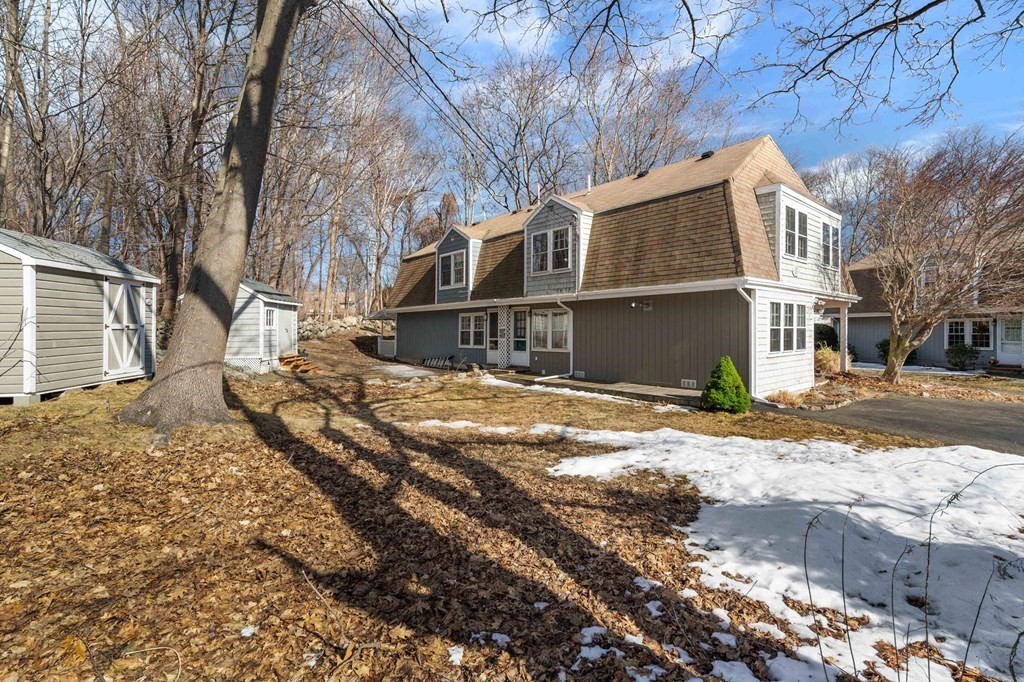 37 A Waterside Road, Unit A Marblehead, MA 01945 - Photo 4 of 20
