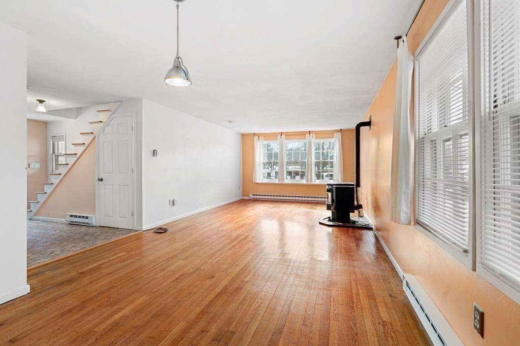 37 A Waterside Road, Unit A Marblehead, MA 01945 - Photo 5 of 20
