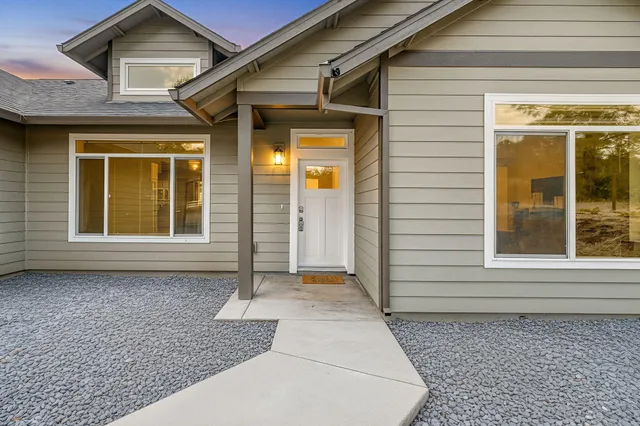 $469,900 | 7590 Hopeful Place, Shingletown, CA 96088