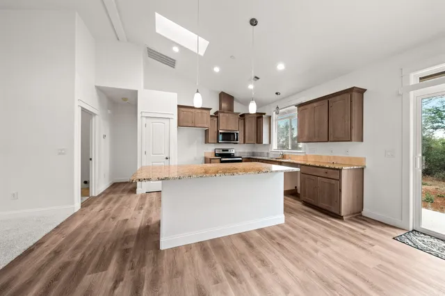 $469,900 | 7590 Hopeful Place, Shingletown, CA 96088