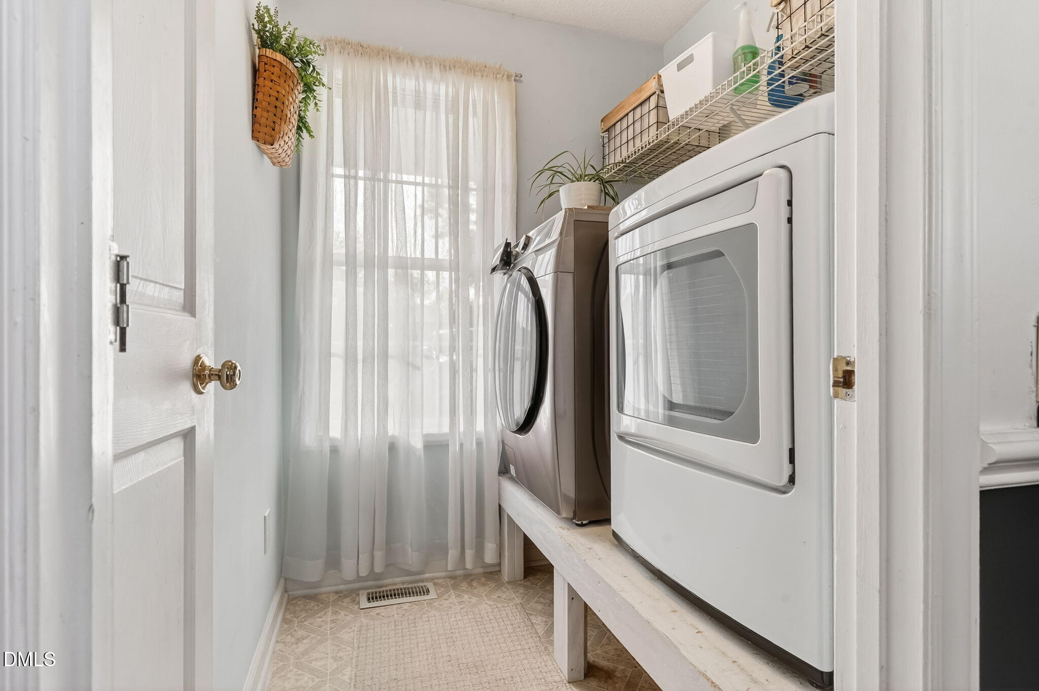 1101 Live Oak Road Coats, NC 27521 - Photo 9 of 29 11-web-or-mls-DSC03495