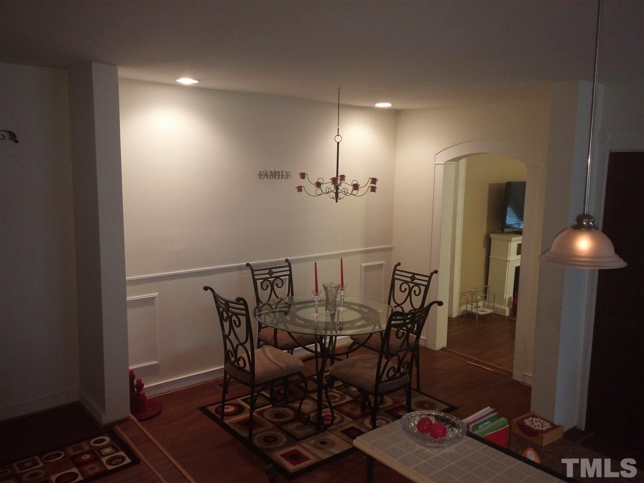 2526 Rochelle Street Durham, NC 27703 - Photo 4 of 24 Gallery Image 4