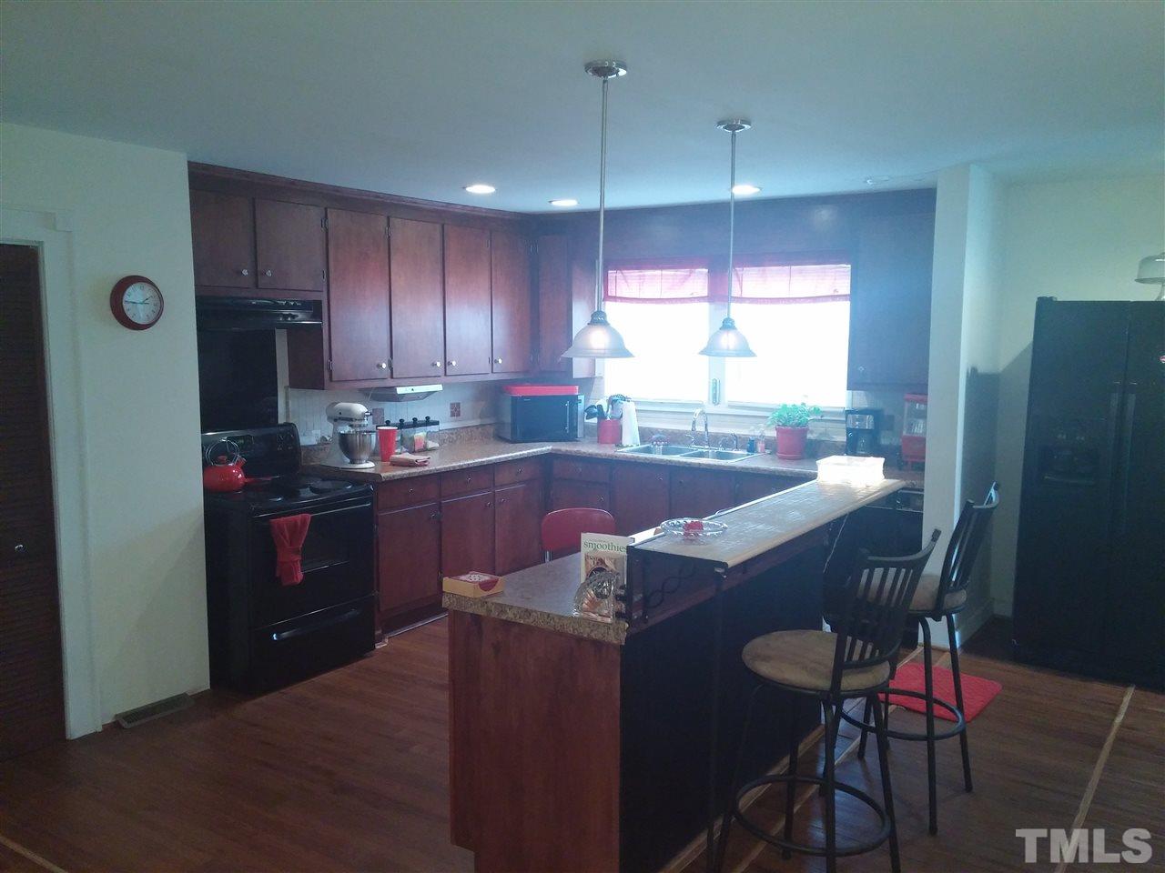 2526 Rochelle Street Durham, NC 27703 - Photo 6 of 24 Gallery Image 6
