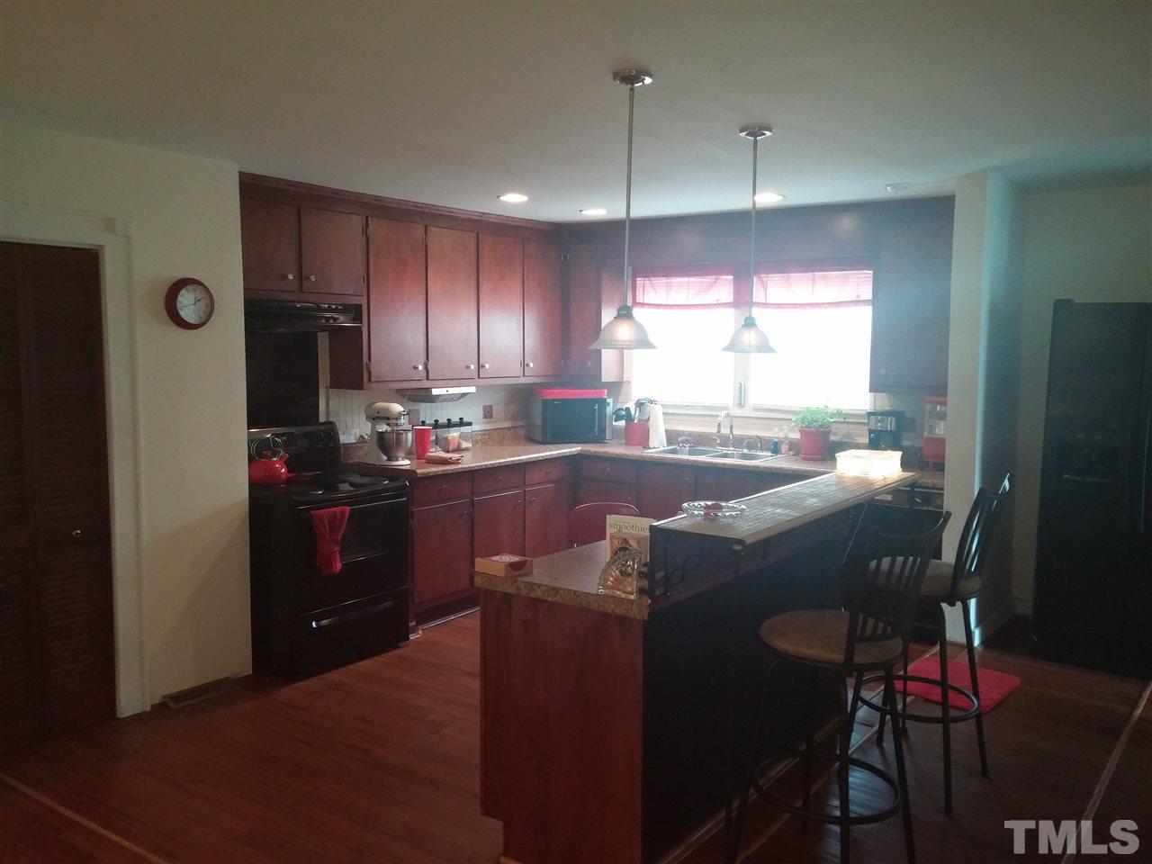 2526 Rochelle Street Durham, NC 27703 - Photo 8 of 24 Gallery Image 8