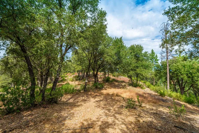 $999,000 | 18000 West Clinton Road, Jackson, CA 95642
