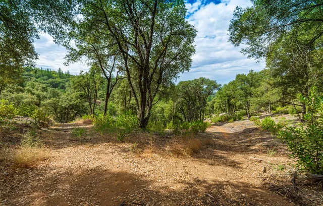 $999,000 | 18000 West Clinton Road, Jackson, CA 95642