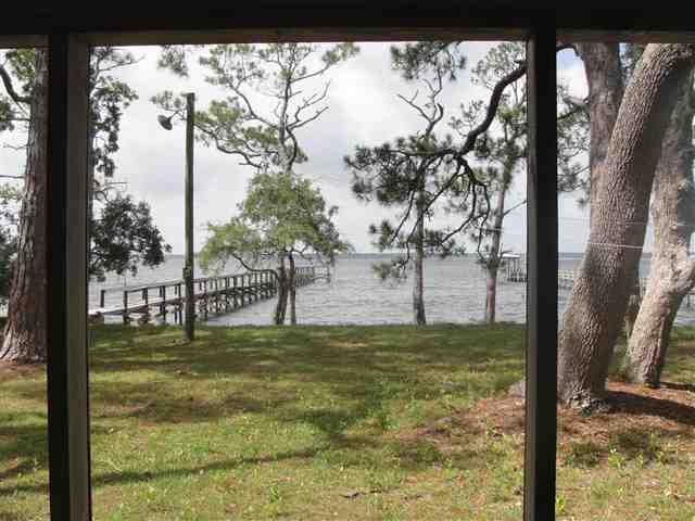 383 Mashes Sands Road Ochlockonee Bay, FL 32346 - Photo 12 of 20 Gallery Image 12