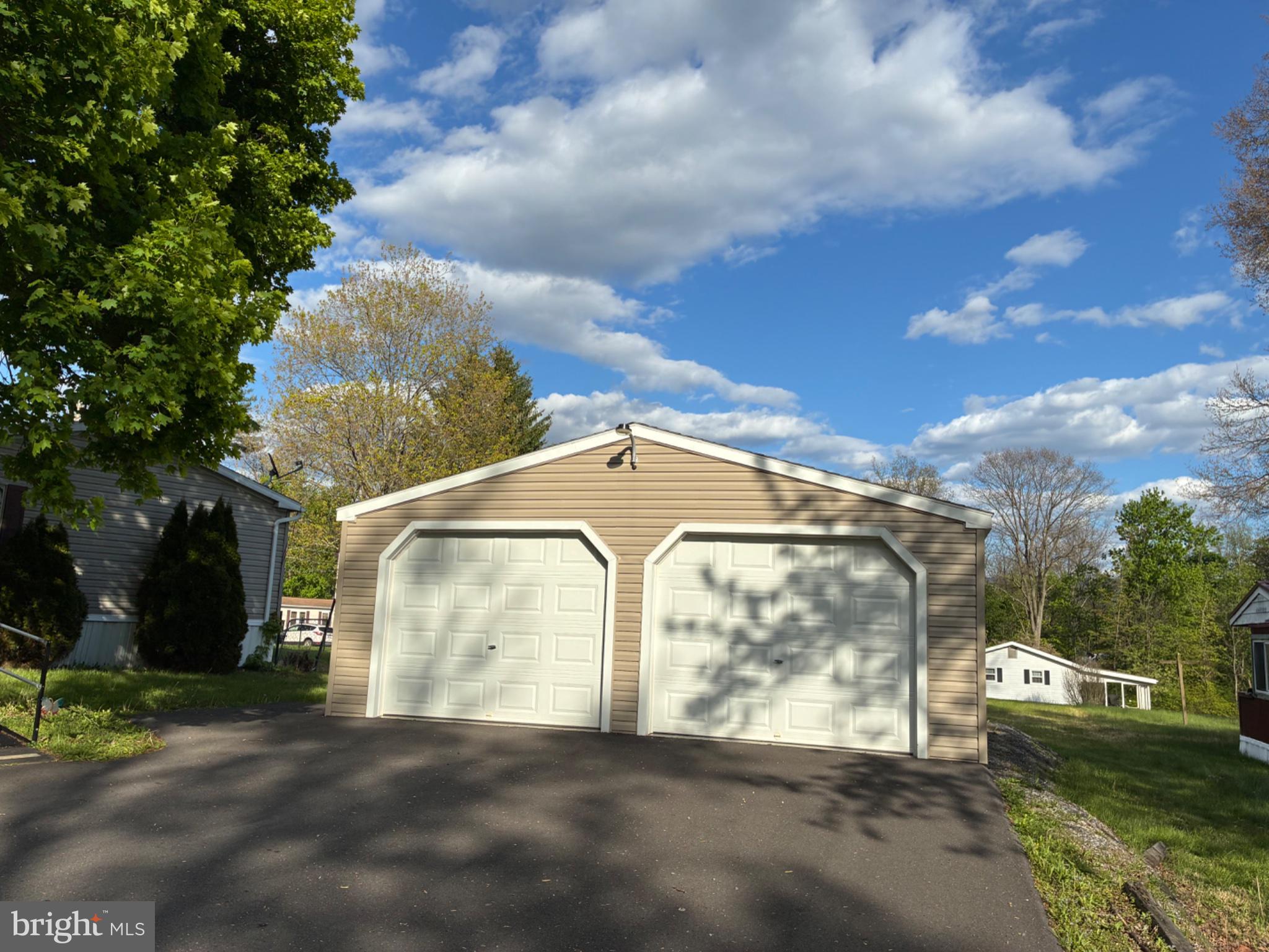 130 Silverford Heights Road Mount Union, PA 17066 - Photo 47 of 48 Spacious garage under a blue sky.