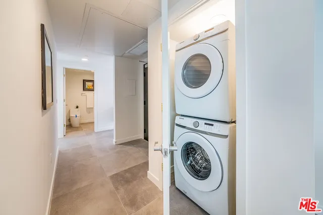 $3,950 | 214 South Westmoreland Avenue, Unit 6, Los Angeles, CA 90004