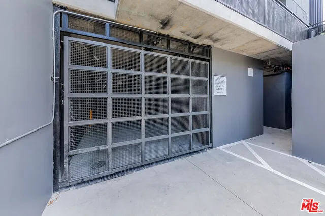 $3,950 | 214 South Westmoreland Avenue, Unit 6, Los Angeles, CA 90004