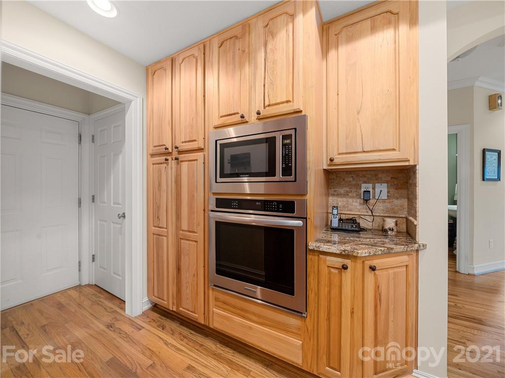 39 Fox Ridge Drive Fletcher, NC 28732 - Photo 15 of 48 Gallery Image 15
