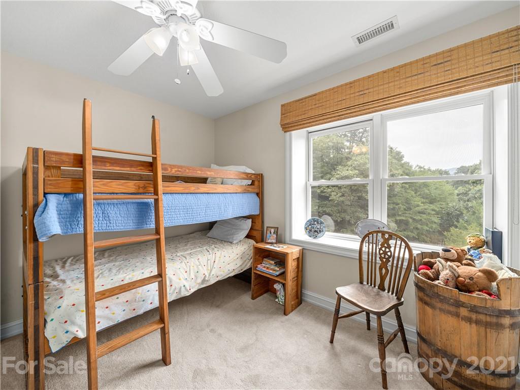 39 Fox Ridge Drive Fletcher, NC 28732 - Photo 19 of 48 Gallery Image 19