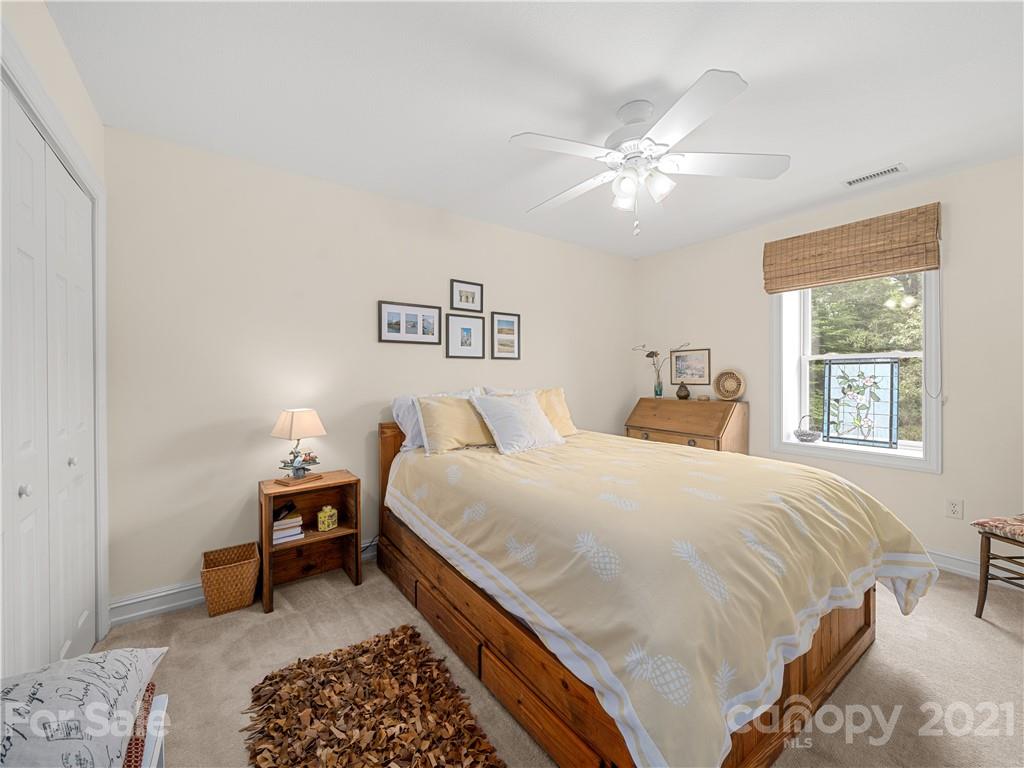 39 Fox Ridge Drive Fletcher, NC 28732 - Photo 20 of 48 Gallery Image 20