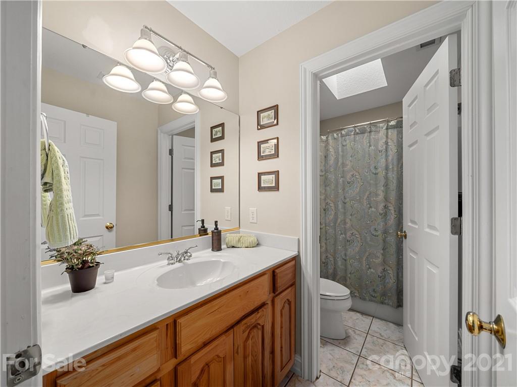39 Fox Ridge Drive Fletcher, NC 28732 - Photo 23 of 48 Gallery Image 23