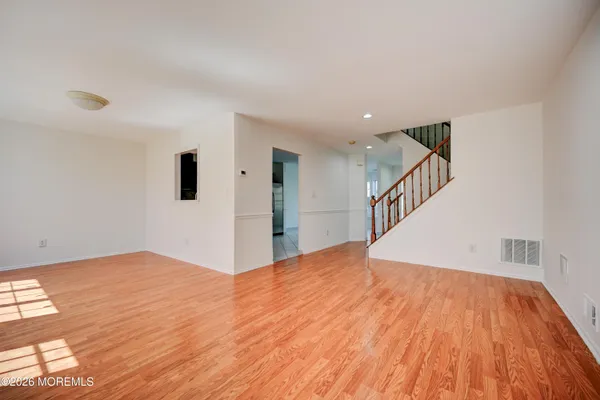$3,500 | 214 Paddington Court, Unit 64, Manalapan, NJ 07726
