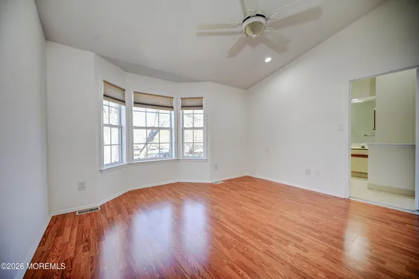 $3,500 | 214 Paddington Court, Unit 64, Manalapan, NJ 07726