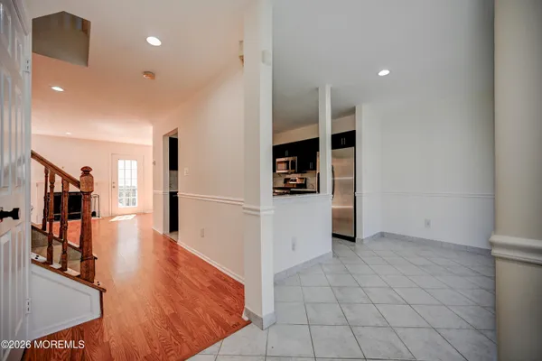 $3,500 | 214 Paddington Court, Unit 64, Manalapan, NJ 07726